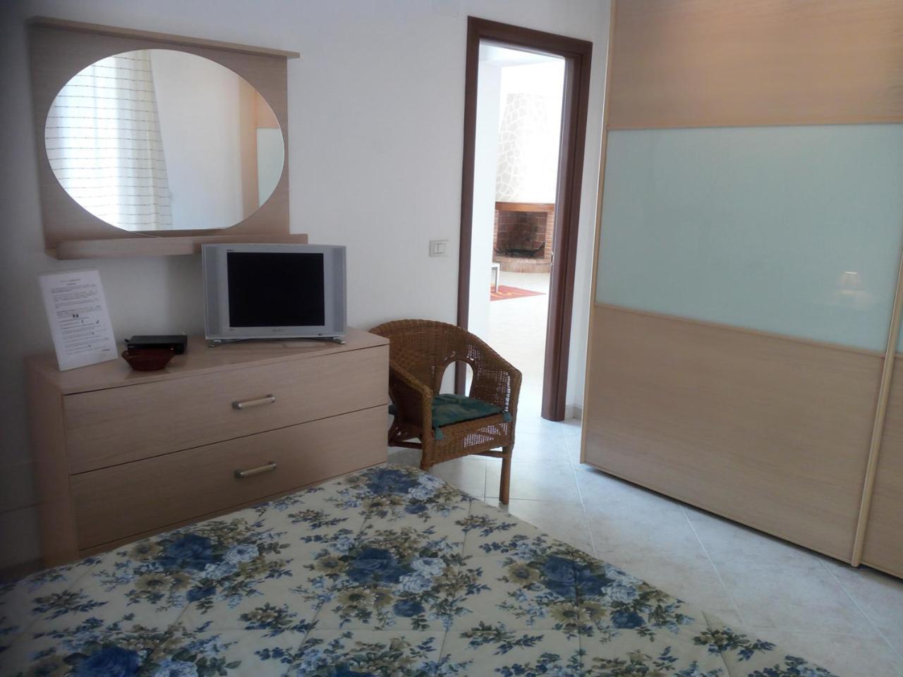 "Il Giardino Di Niu" Bed & Breakfast Palombaio ภายนอก รูปภาพ